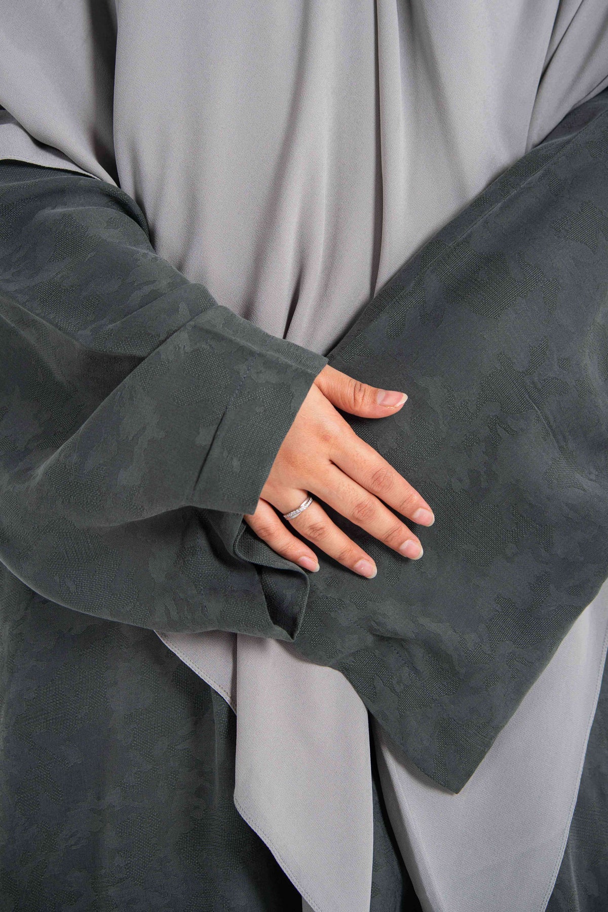 Abaya Jawhara