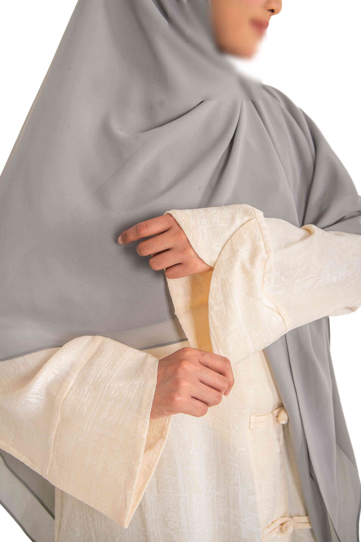 Lulwa Abaya