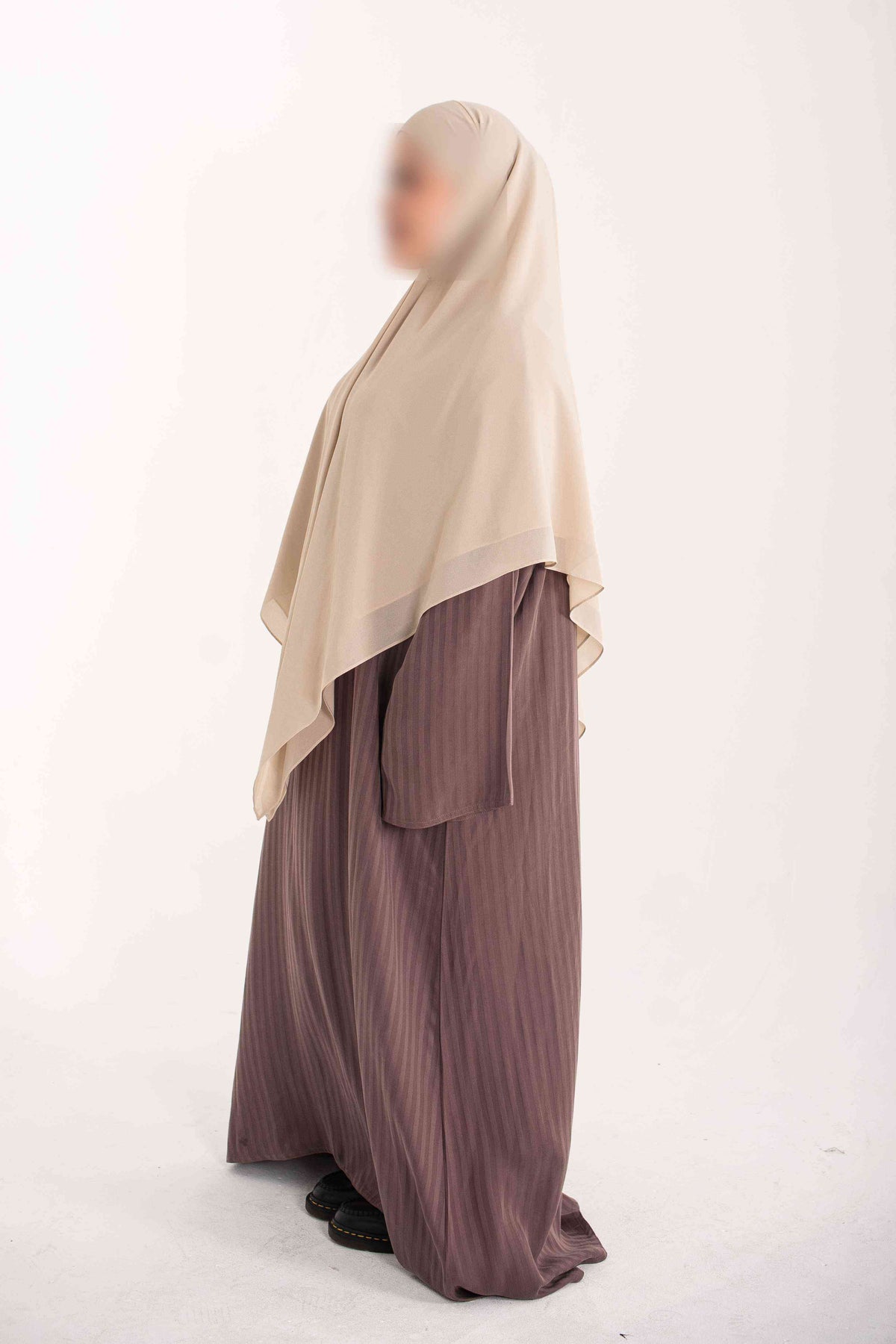 Noura Abaya