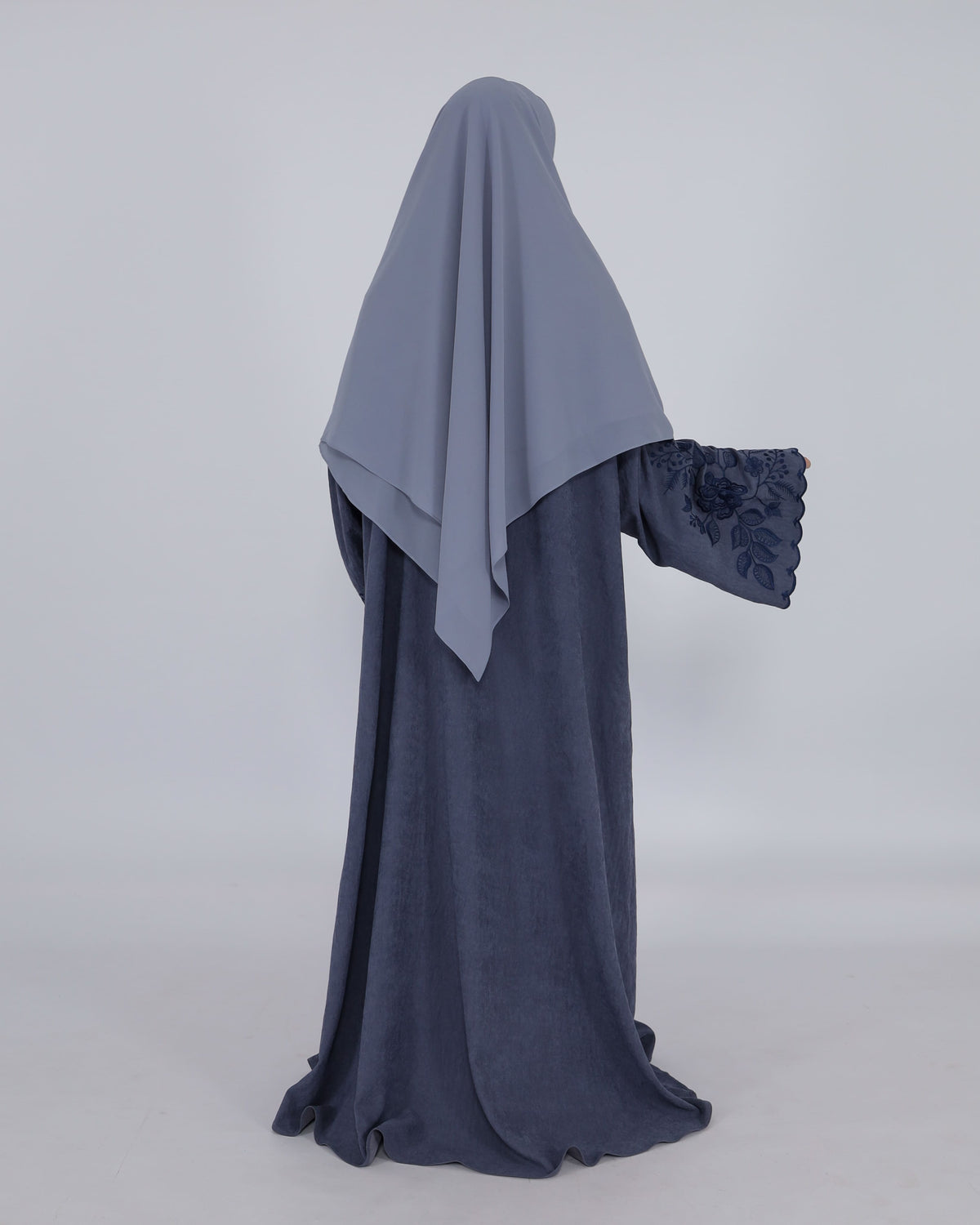 Yara Abaya