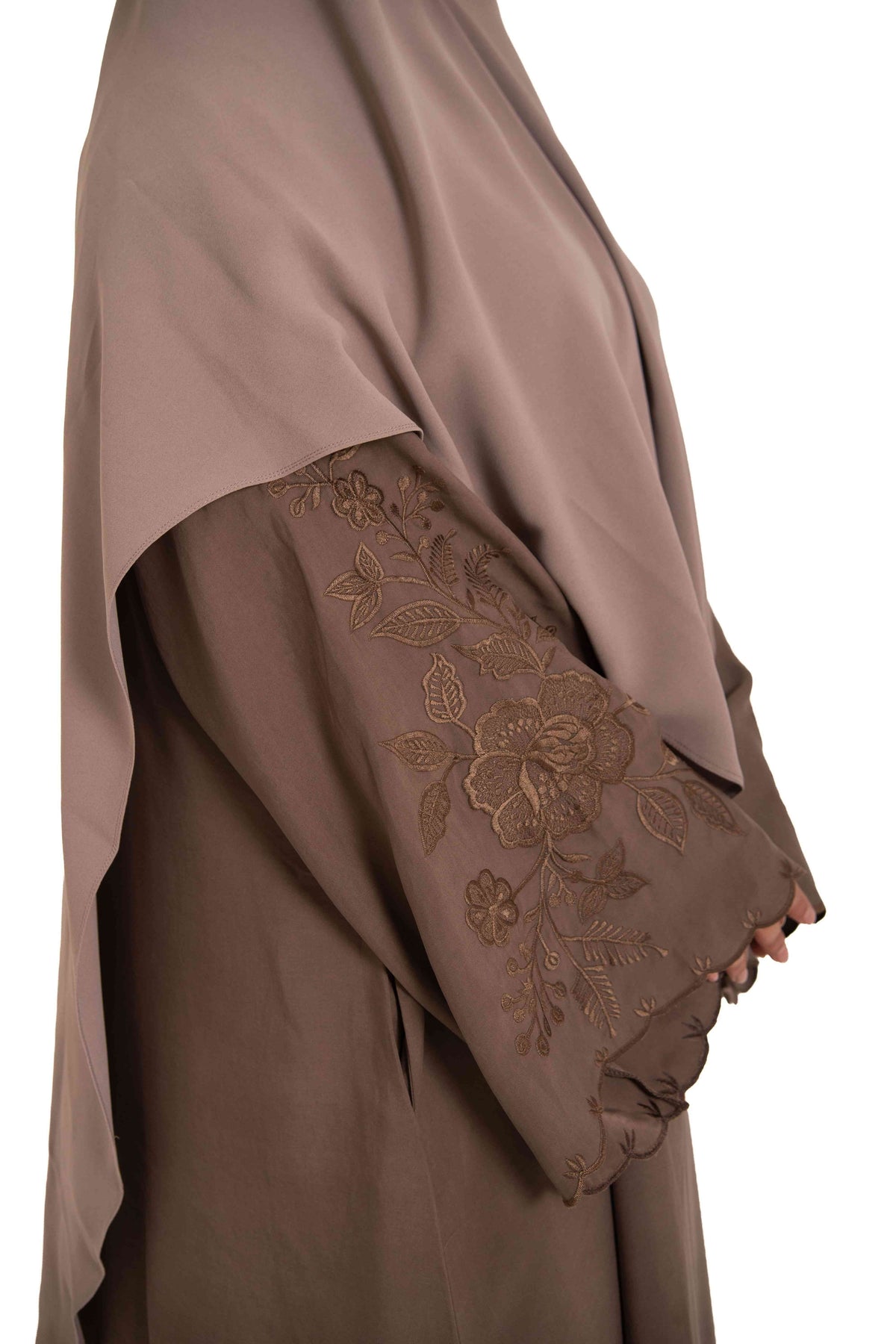 Zaina Abaya