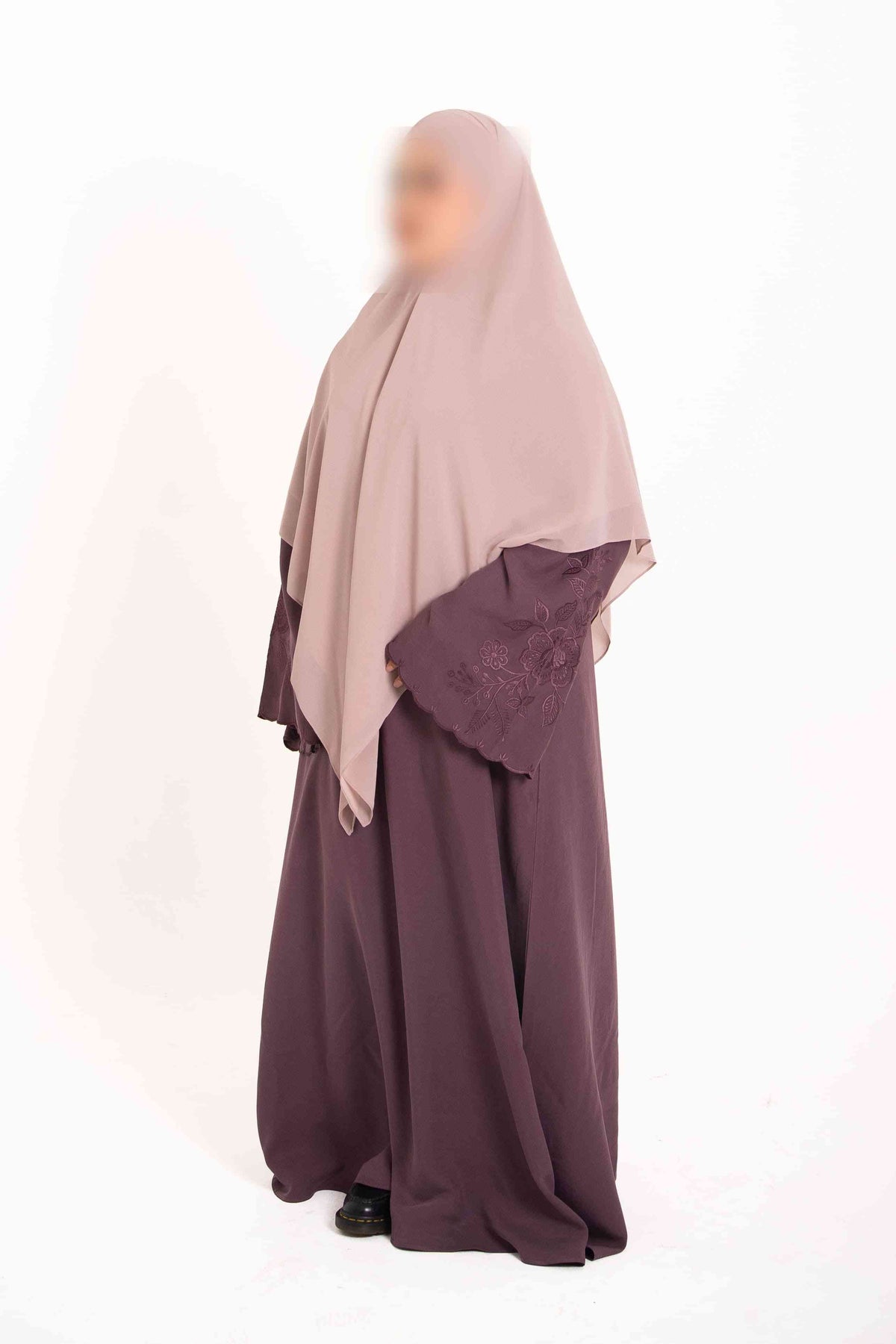 Zaina Abaya