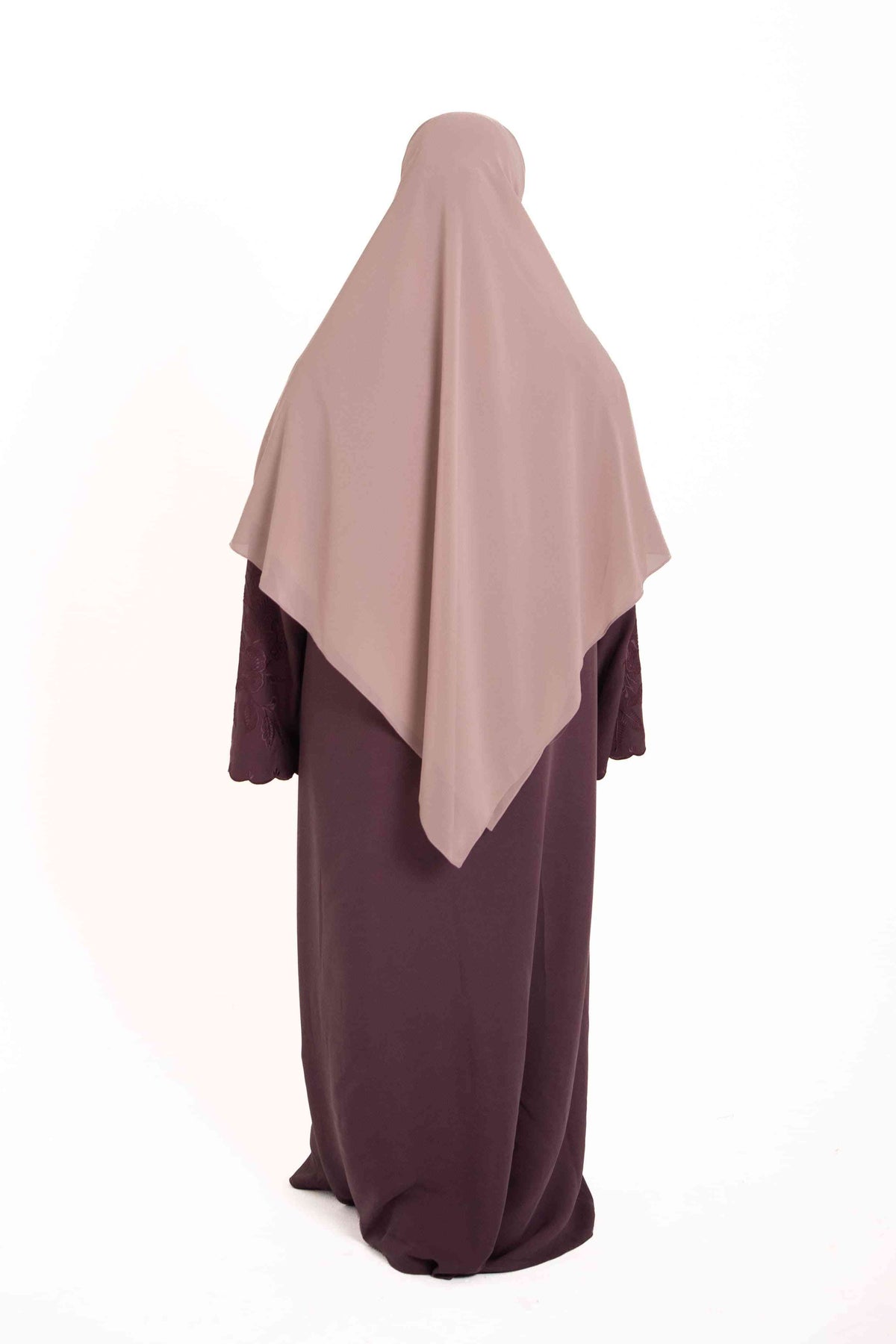 Zaina Abaya